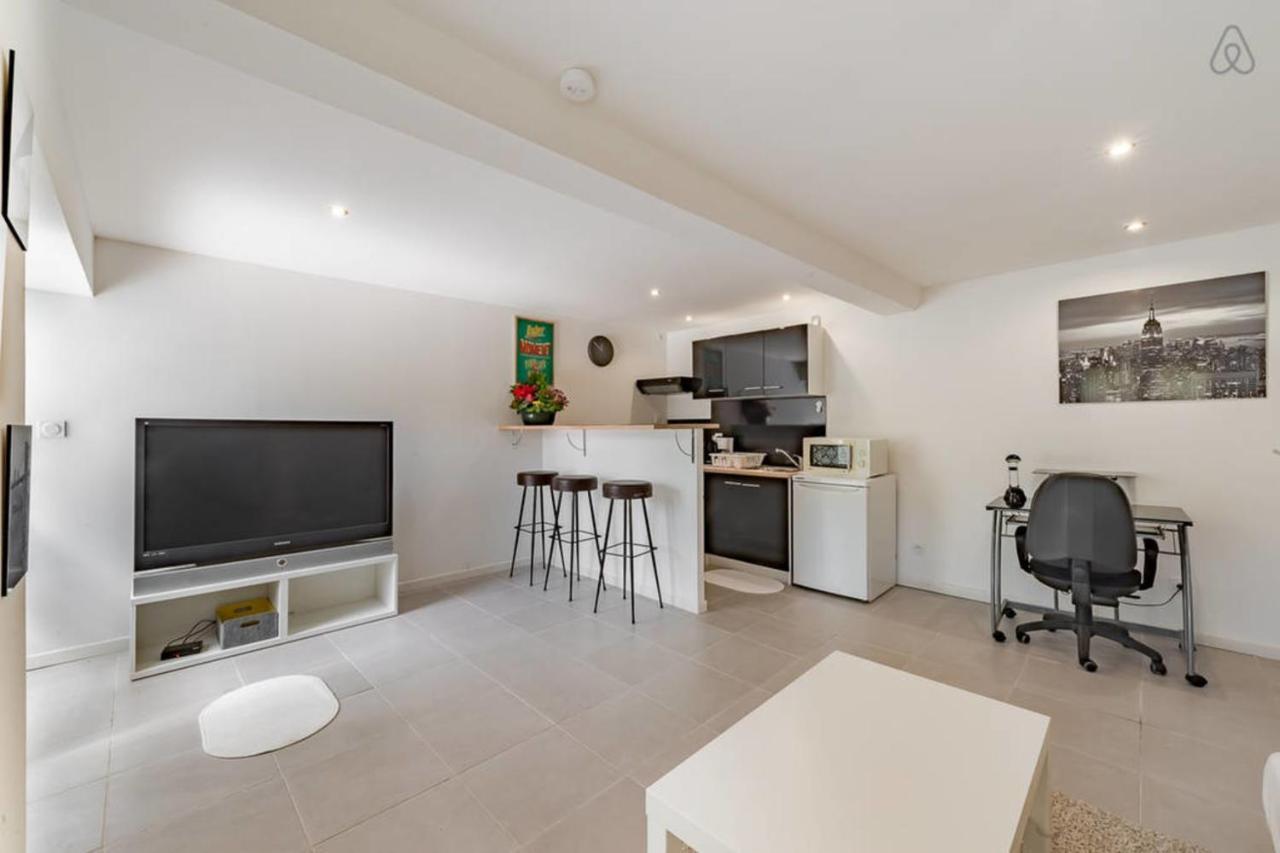 Guestready - Modern And Spacious Flat Near Vaise Лион Экстерьер фото